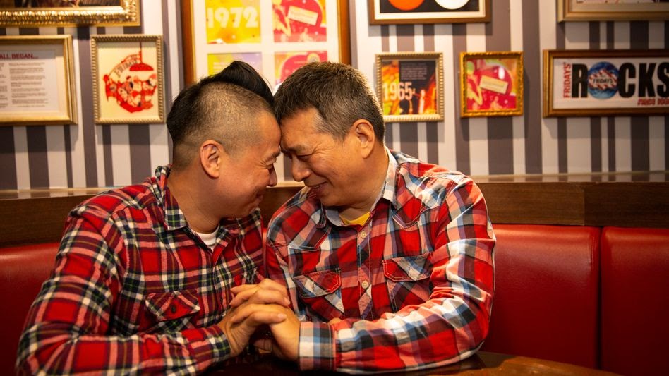 Nathan Ye (l.), 46, und Tim Chang, 55, sind seit 13 Jahren ein Paar