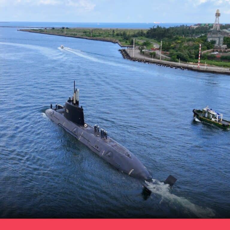 海鯤號未停工仍在測試，引擎為船艦用主機