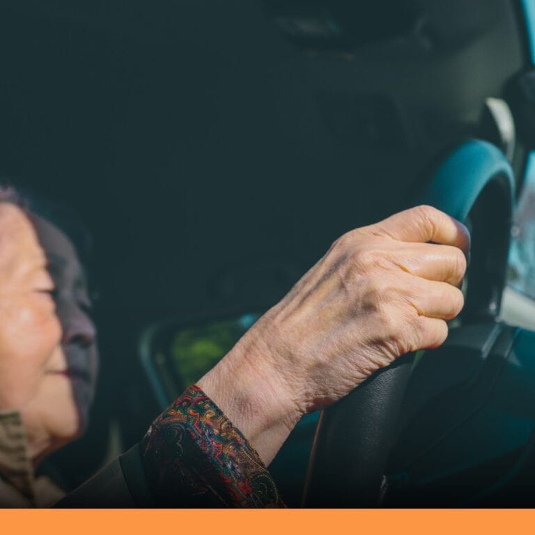 2026年起長輩主動繳回駕照可享公共運輸回饋50%，每月上限1500元，為期2年